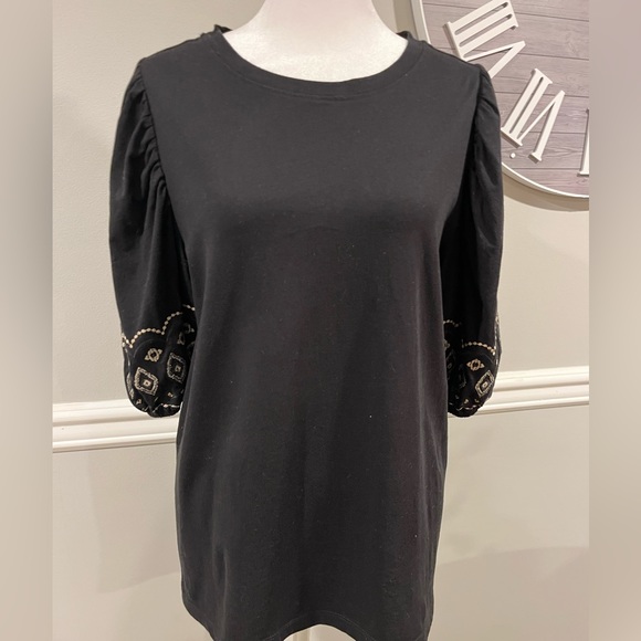 Women's Black Slightly Puffy Short Sleeve Top -  Size Large worn 1 time - Picture 6 of 11